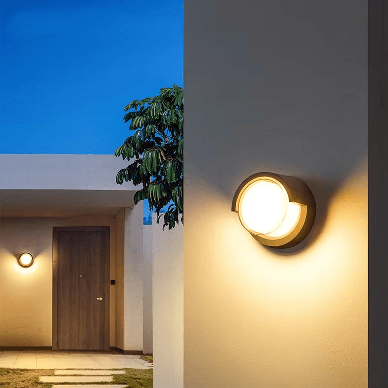 Nástěnná LED lampa IP65 s teplým světlem