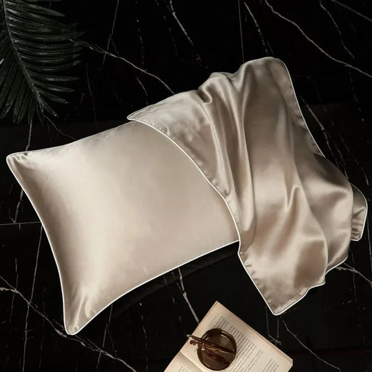 Silk pillowcase with polyester
