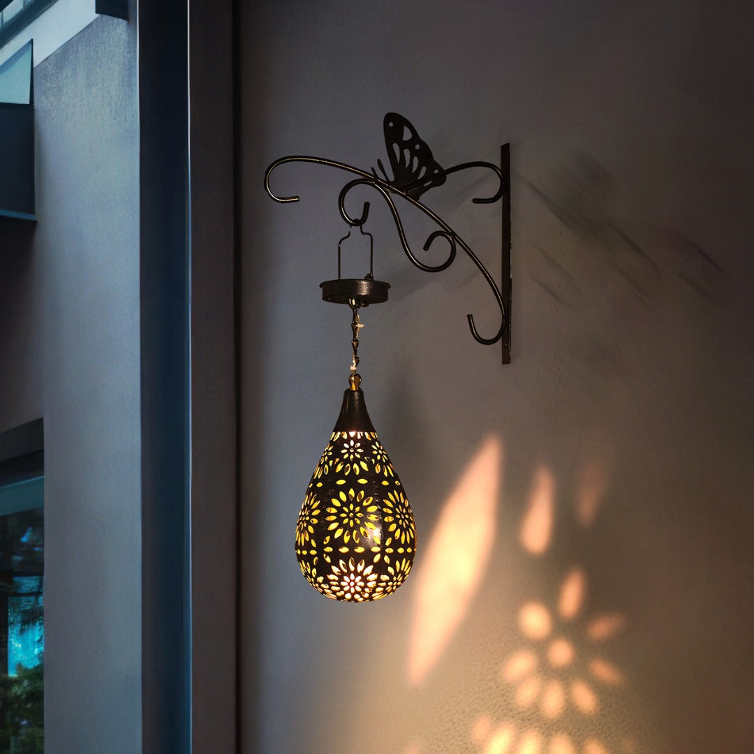 Hanging solar lamp