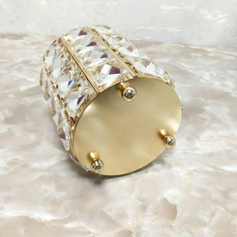 Beaded brush holder
