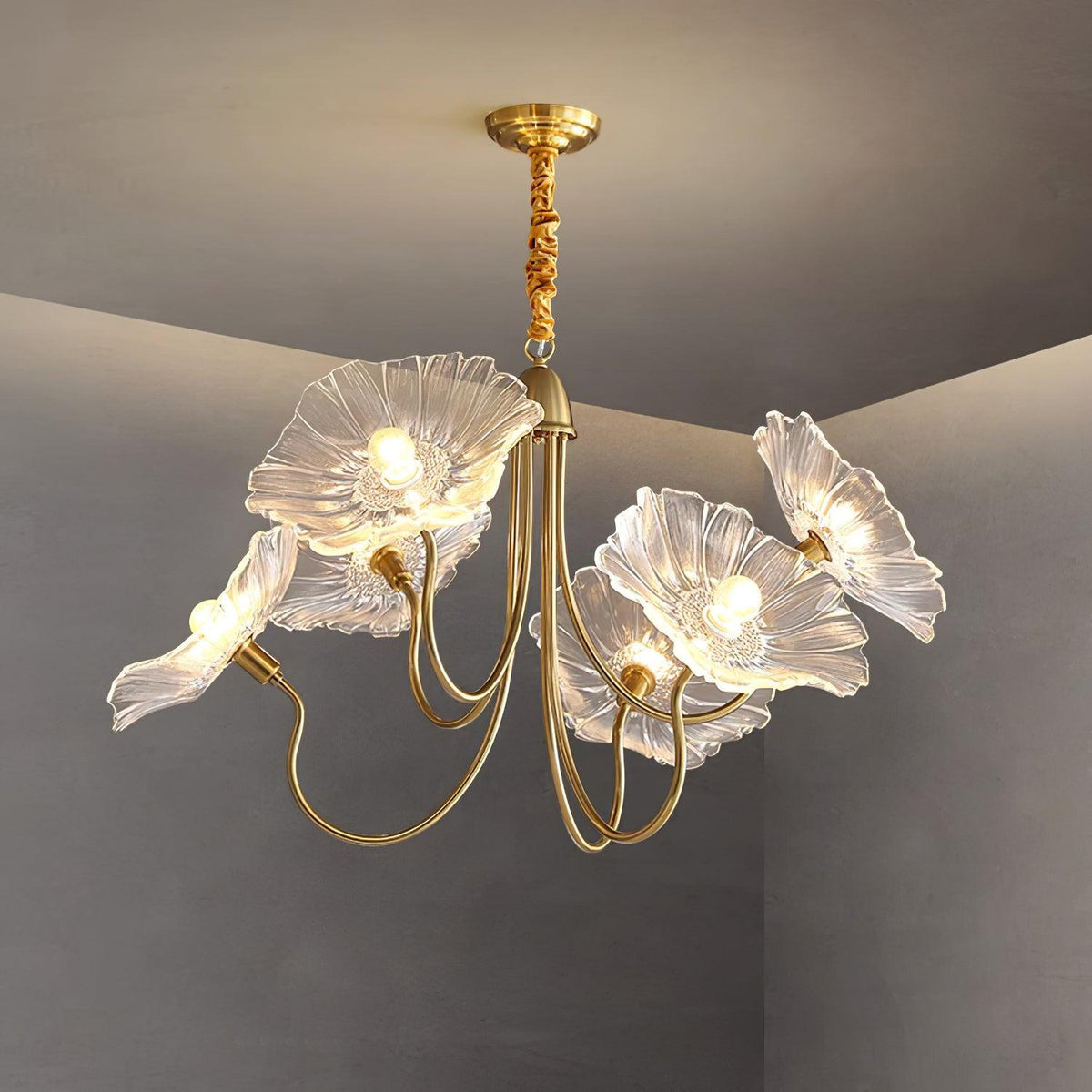 Chandelier with leaf-shaped shades