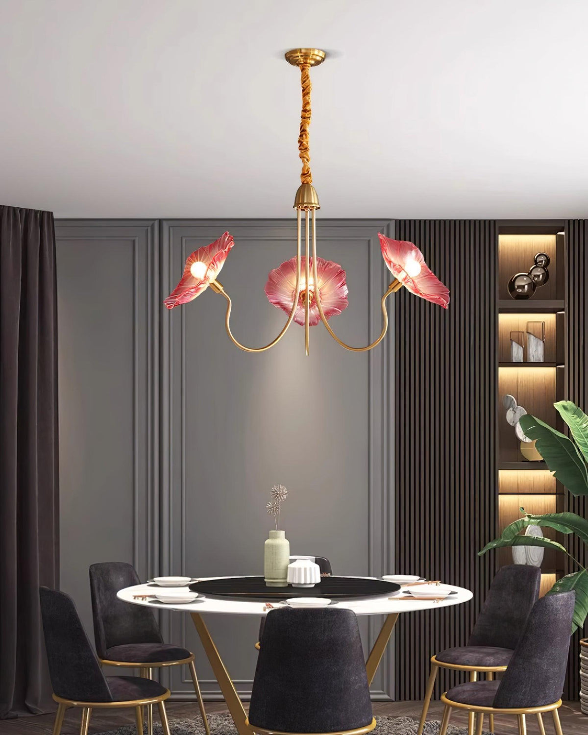 Chandelier with leaf-shaped shades