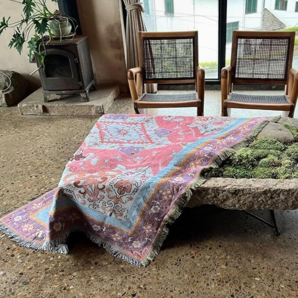 Boho blanket with fringes