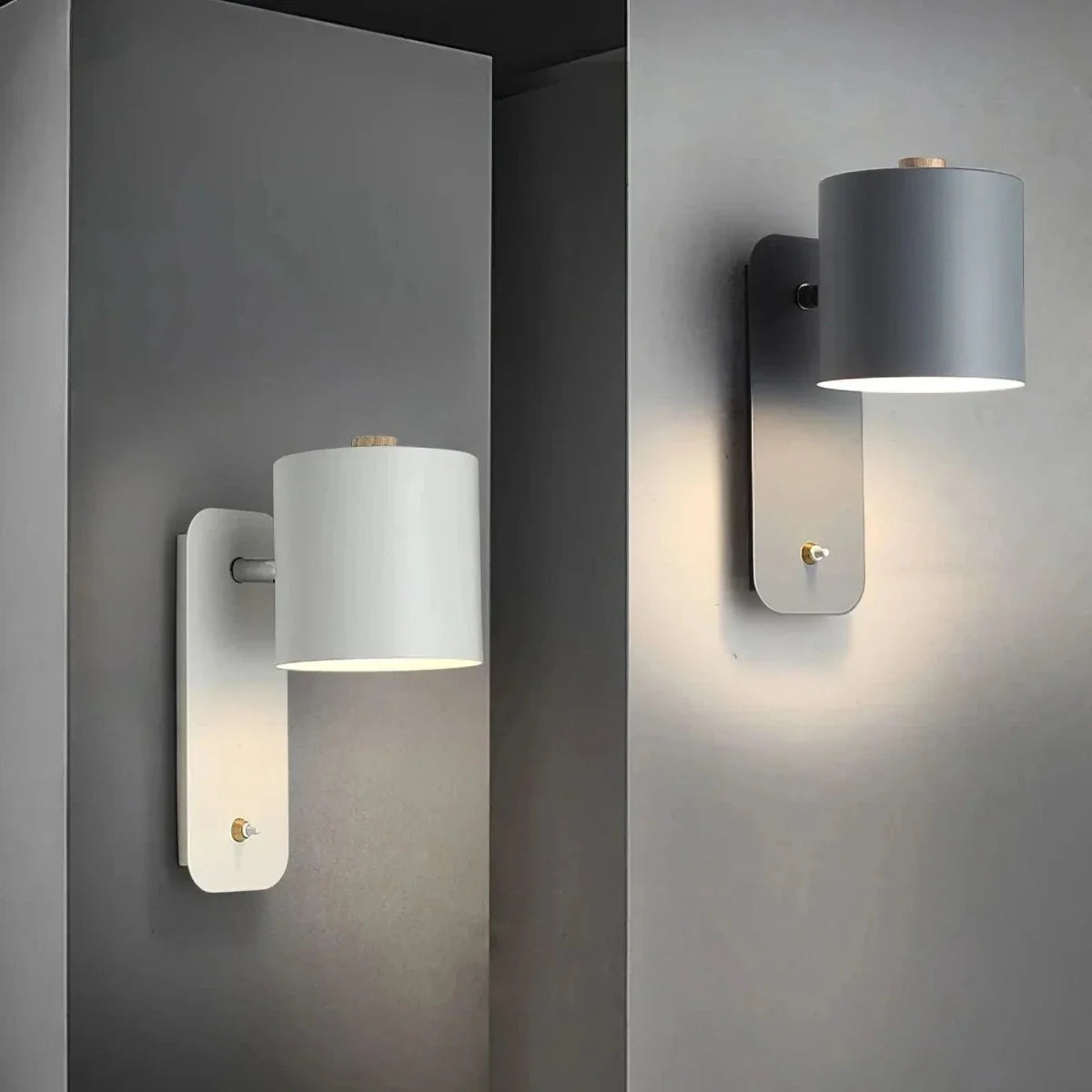 Lampa ścienna z wtyczką