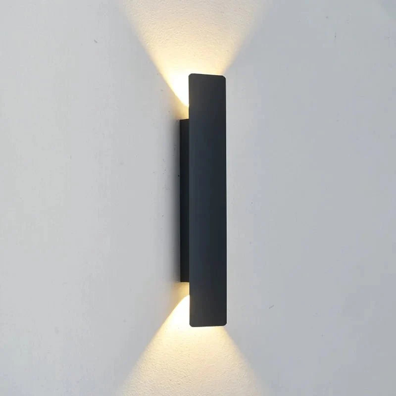 Lampa ścienna LED zewnętrzna