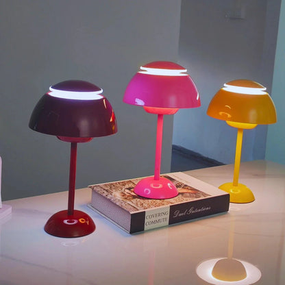 Stolní LED lampa s dotykovým stmíváním