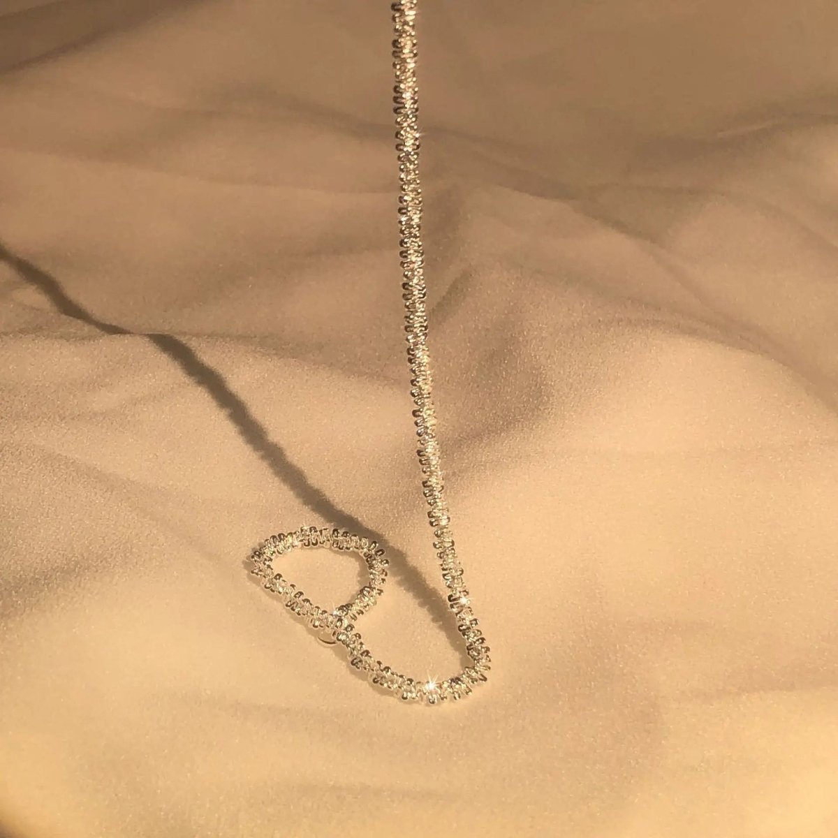 Adjustable silver bracelet