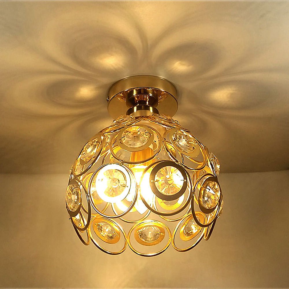 Plafonnier avec des globes en verre