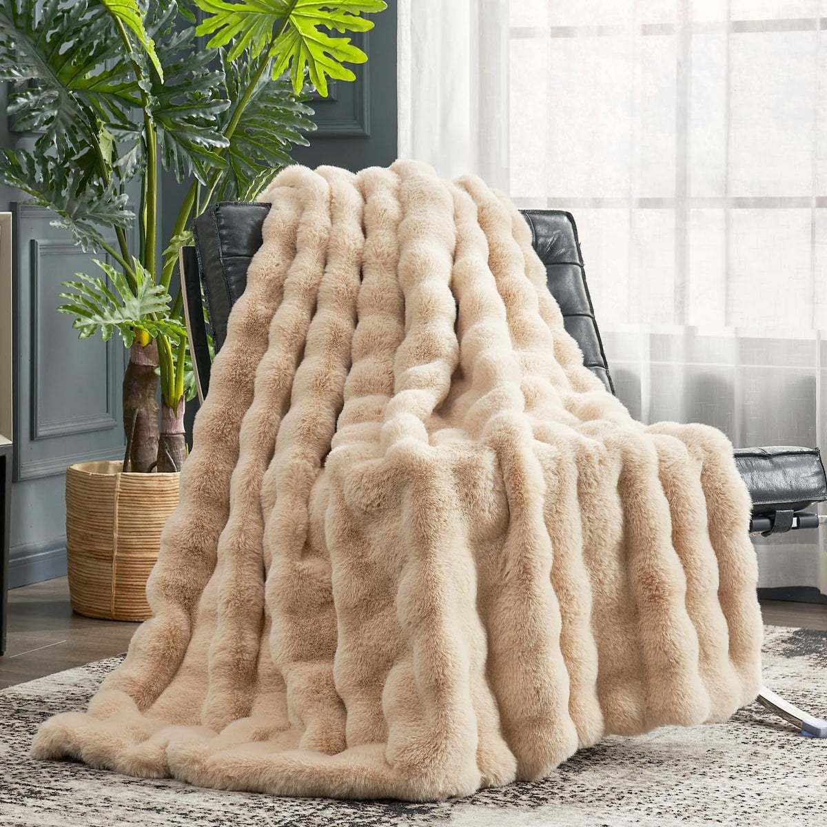 Bubble Faux Fur Blanket