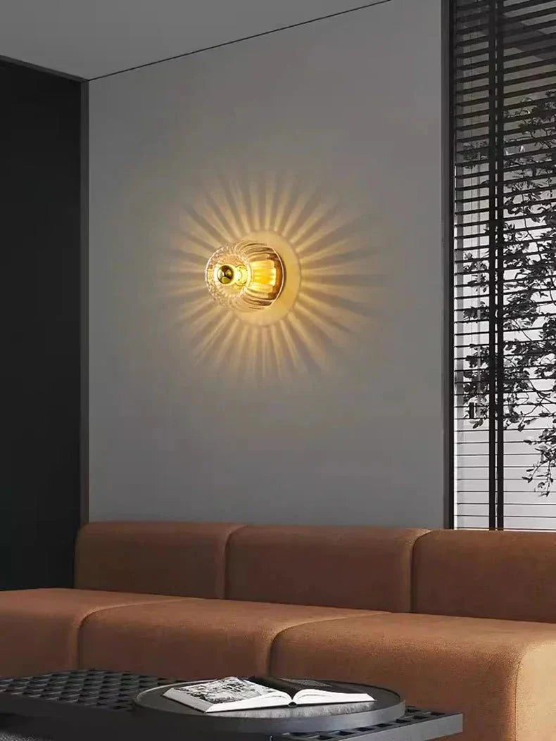 Applique en verre avec boîtier métallique