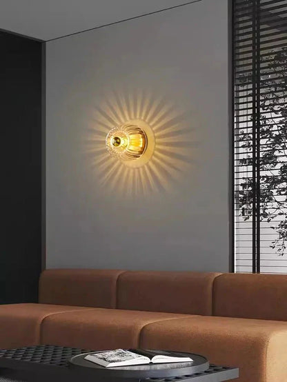 Applique en verre avec boîtier métallique
