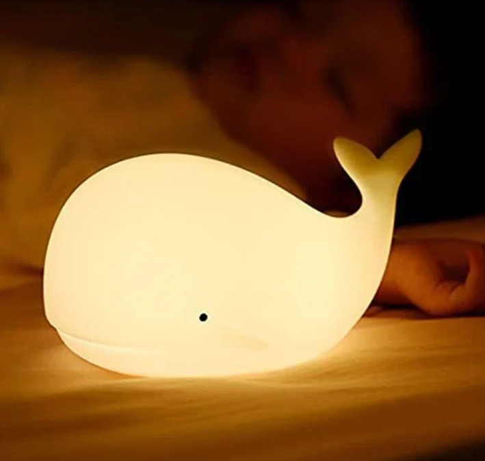 Lampka nocna wieloryb LED