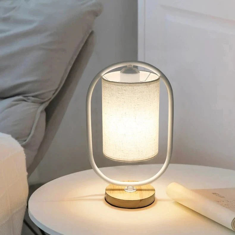 Lampe de table avec abat-jour et bois
