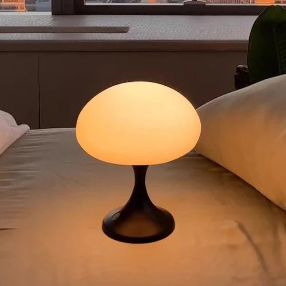 LED lamp with a jellyfish design