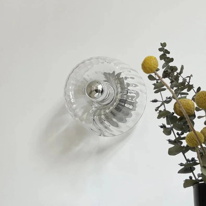 Applique en verre avec boîtier métallique