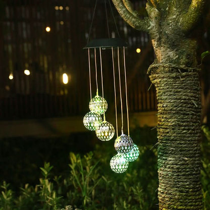 Carillon éolien solaire à LED