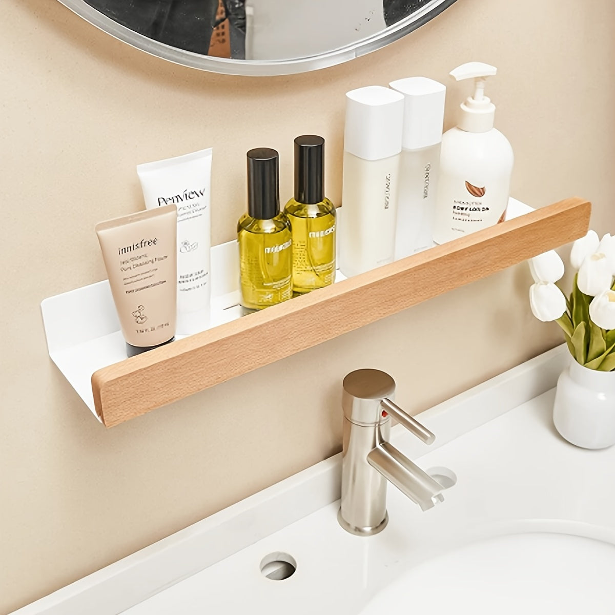 Bathroom shelf without drilling