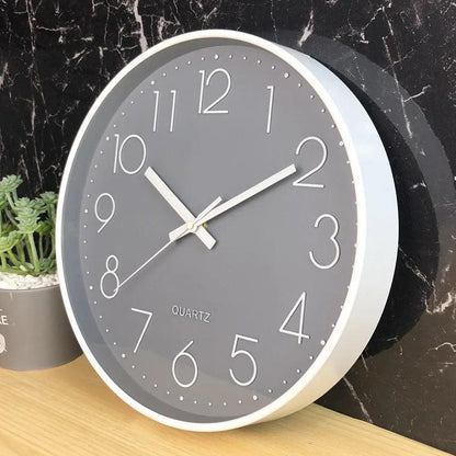 Horloge murale silencieuse de 30 cm
