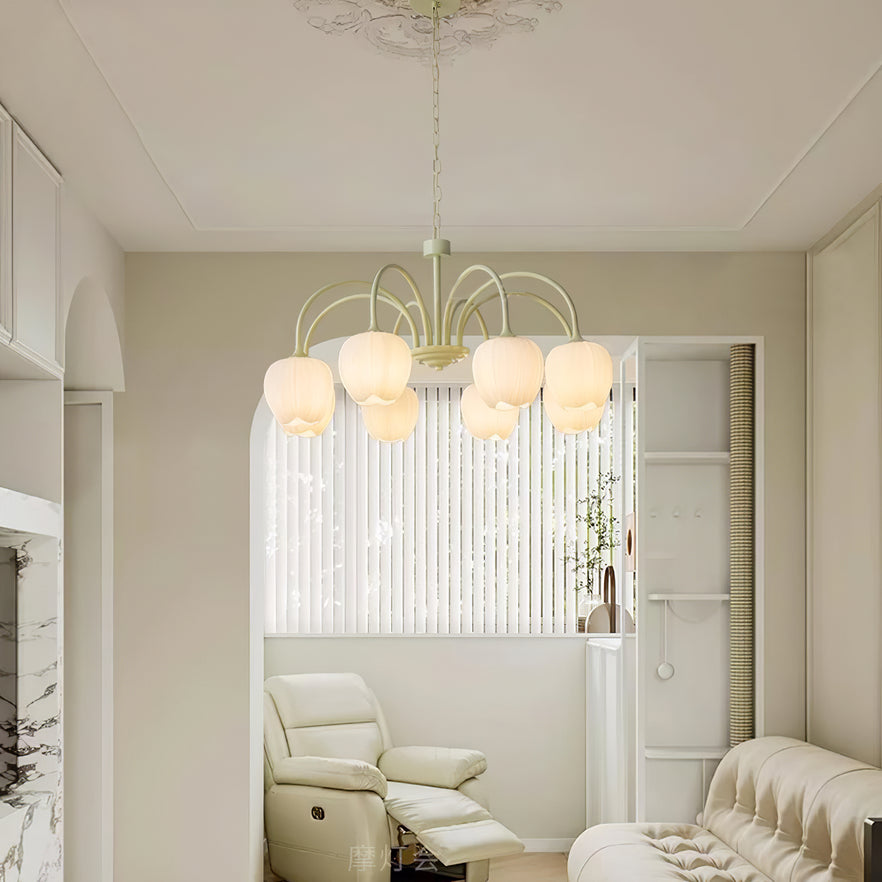 Lustre avec des abat-jour en verre