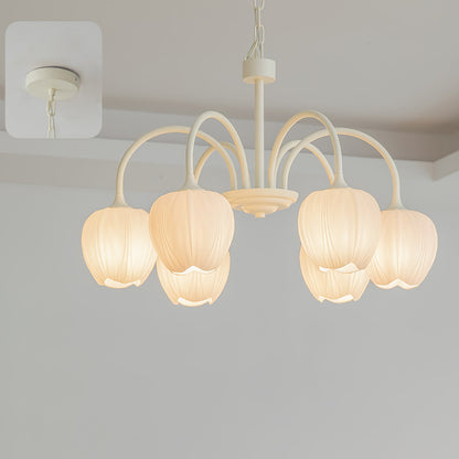 Lustre avec des abat-jour en verre
