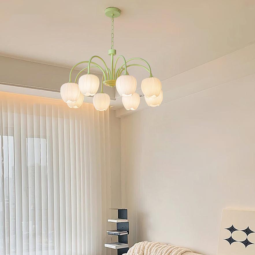 Lustre avec des abat-jour en verre