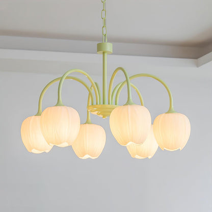 Lustre avec des abat-jour en verre