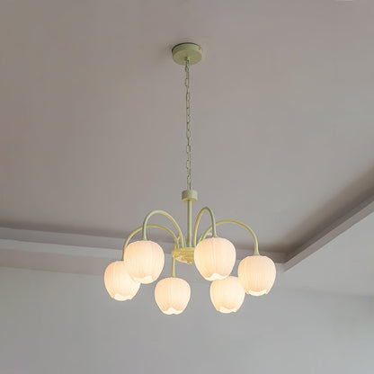 Lustre avec des abat-jour en verre