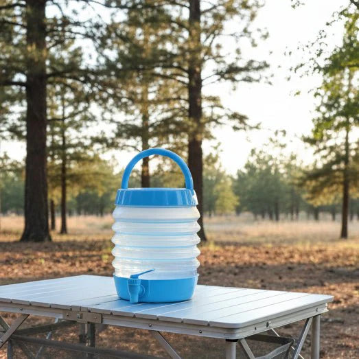 Collapsible water container
