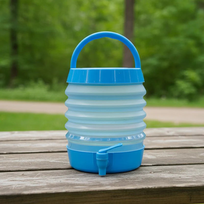 Collapsible water container