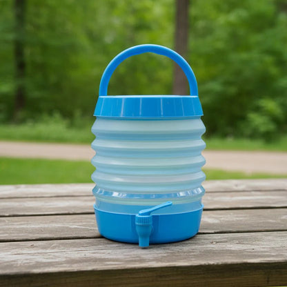 Collapsible water container
