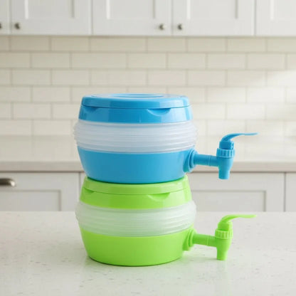 Collapsible water container