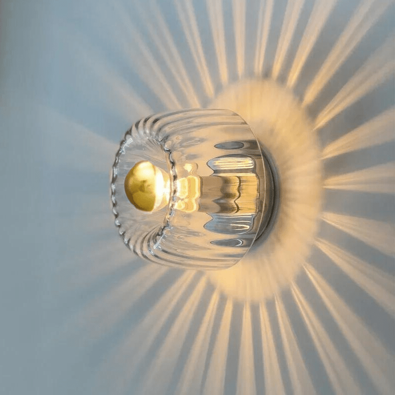 Applique en verre avec boîtier métallique