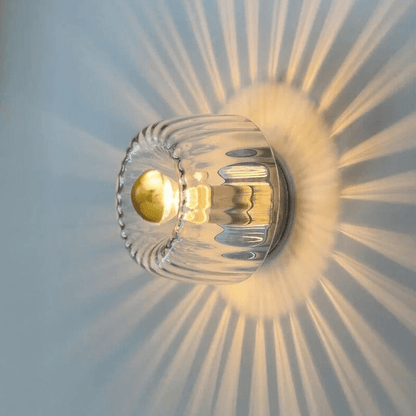 Applique en verre avec boîtier métallique