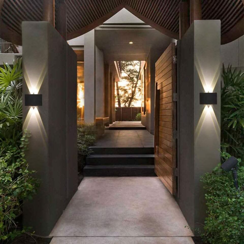 Outdoor LED up-and-down wall light