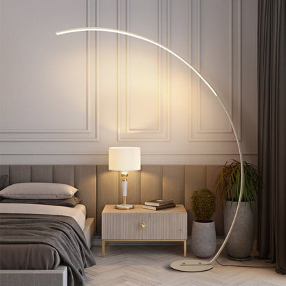Lampadaire LED avec bras incurvé