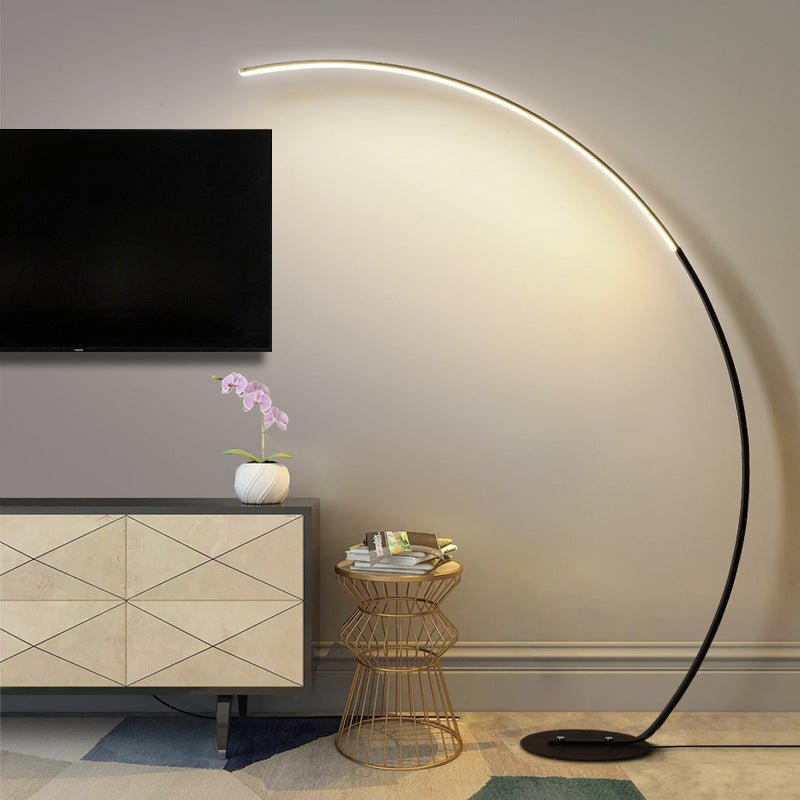 Lampadaire LED avec bras incurvé