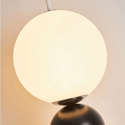 Stojací lampa se třemi světelnými body
