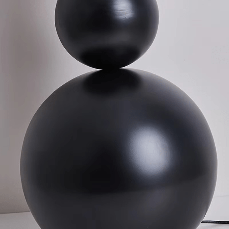 Stojací lampa se třemi světelnými body