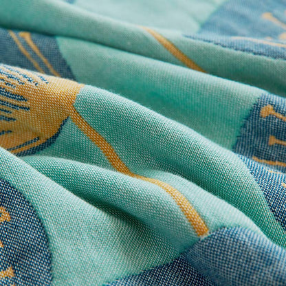 Towel-style pillowcase