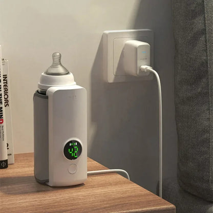 Bottle warmer with a display