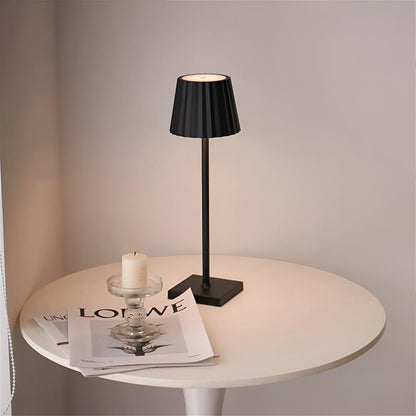 Bezdrátová stolní LED lampa