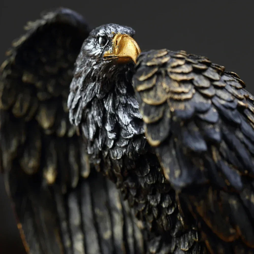 Sculpture d’un aigle en bronze