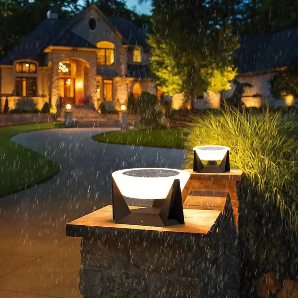 Solární nástěnné světlo s pohybovým senzorem