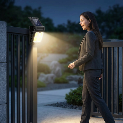 Solární lampa s pohybovým senzorem