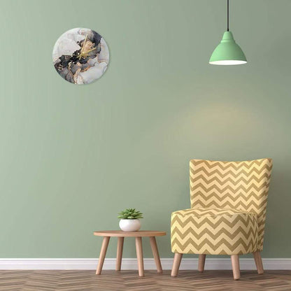 Wall clock with a spiral pattern