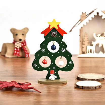 Decorative wooden Christmas tree