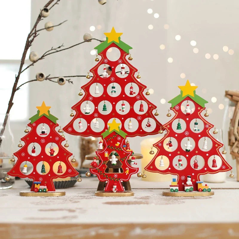 Decorative wooden Christmas tree