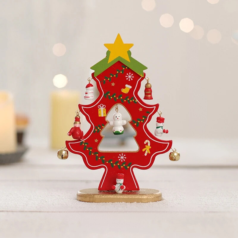 Decorative wooden Christmas tree