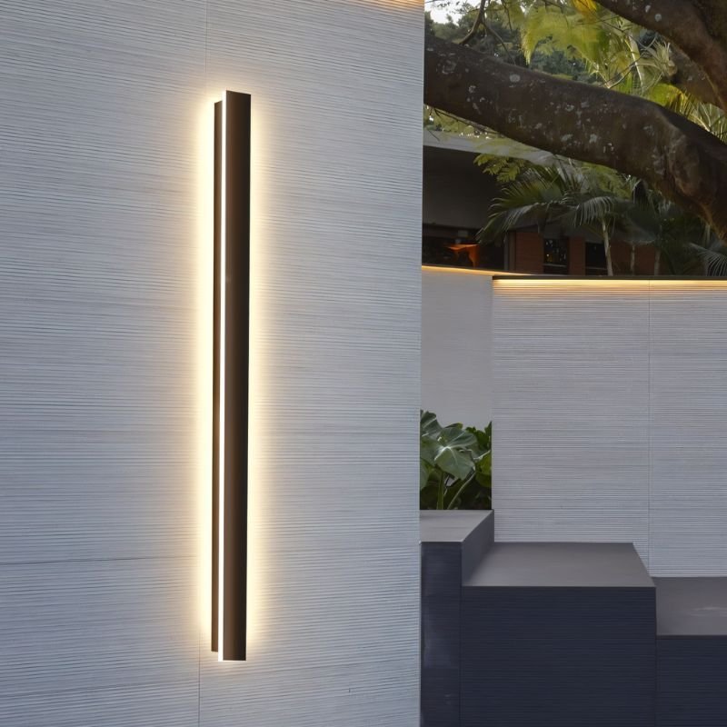 Dimmable LED wall lamp