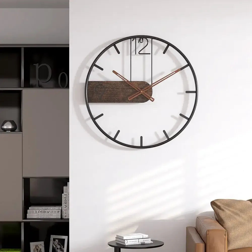 Horloge murale géométrique en métal et bois